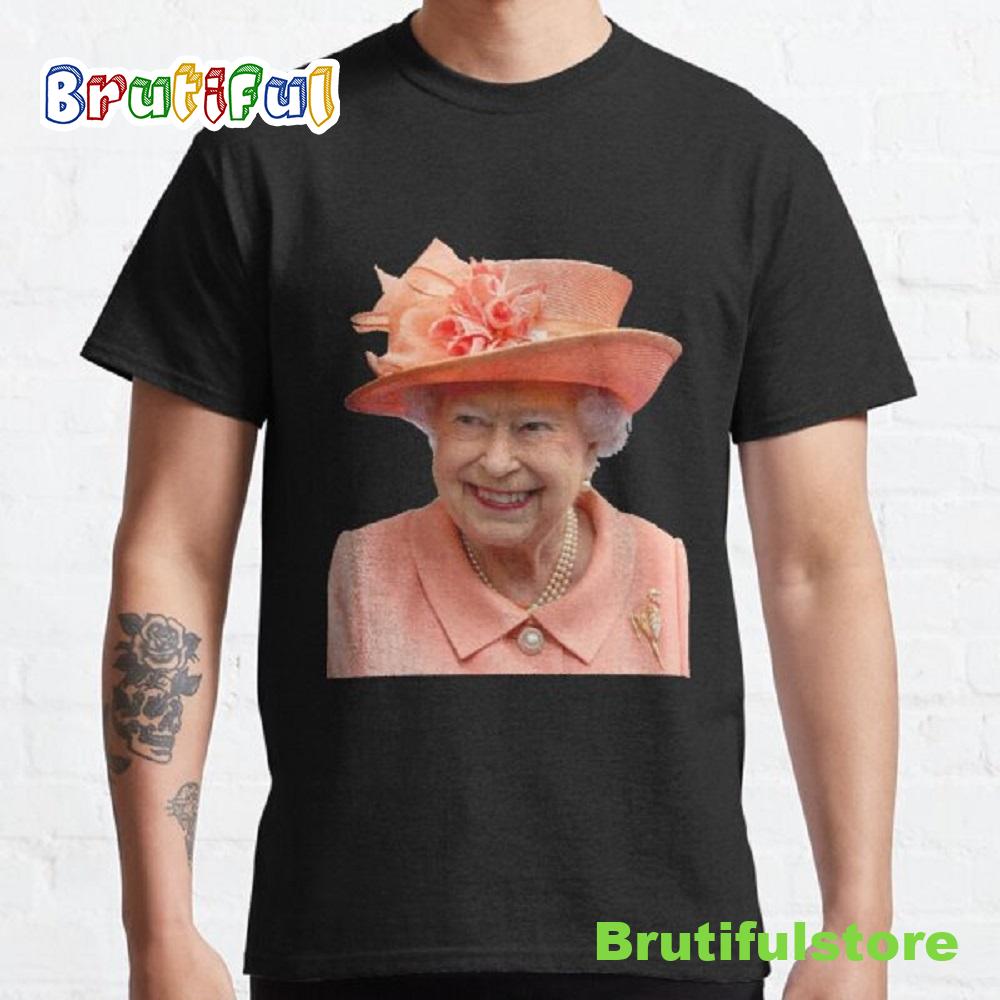 Queen Elizabeth II 1926 2022 Union JackRoyal Crown Black Tshirt