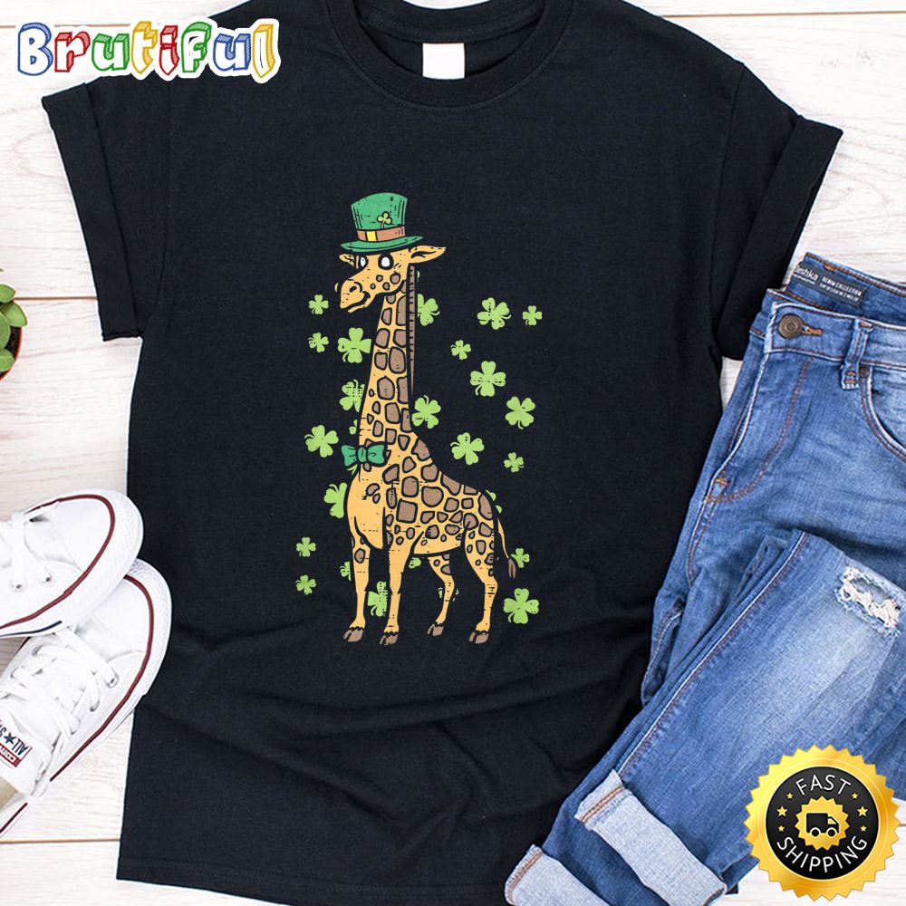 Irish Leprechaun Giraffe Shamrock St Patrick Day Animal Gift T Shirt