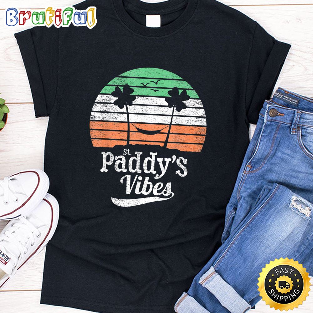 Vintage St Paddy s Vibes Lucky Shamrock Beach St Patrick Day T Shirt