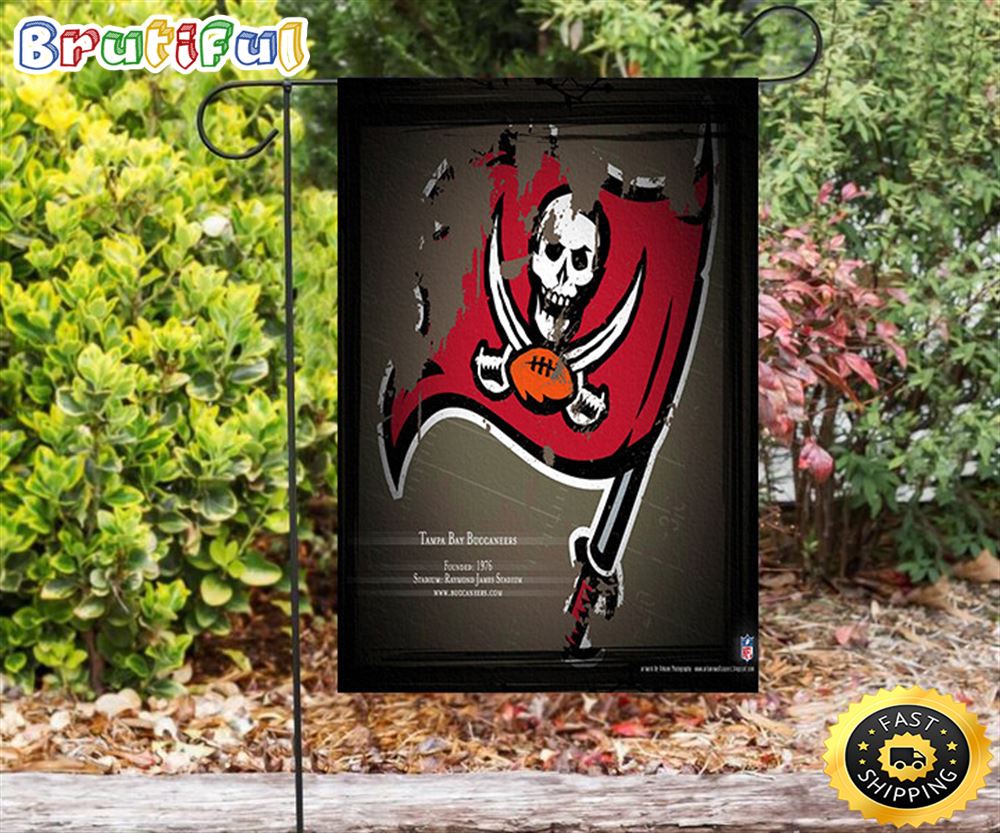 Nfl Garden Flags Tampa Bay Buccaneers Emblem v19 Double Sided Printing Garden Flag Buccaneers Garden Flags 1 rz2isl
