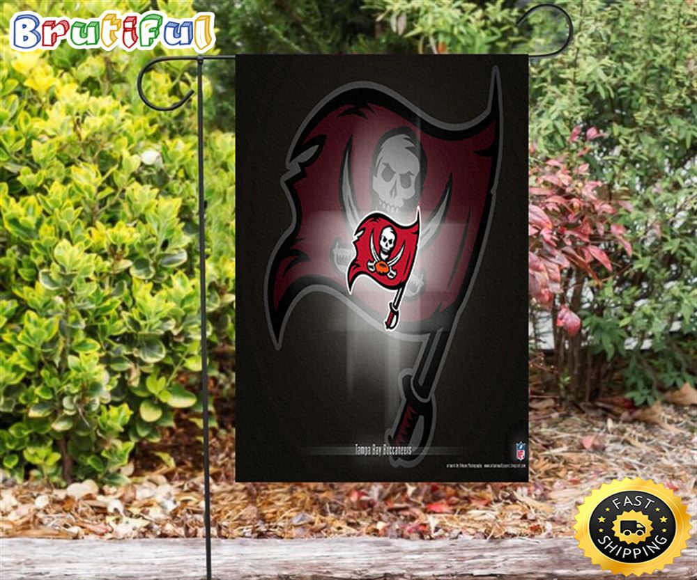 Nfl Garden Flags Tampa Bay Buccaneers Emblem v23 Double Sided Printing Garden Flag Buccaneers Garden Flags 1 fjk5er