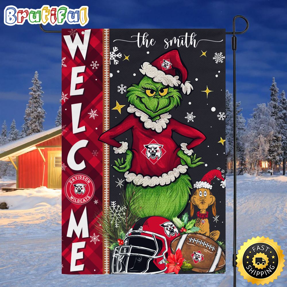 Customize NCAA Davidson Wildcats Garden Flag Grinch Football Christmas Welcome Garden Flag 1 unv1tn.jpg