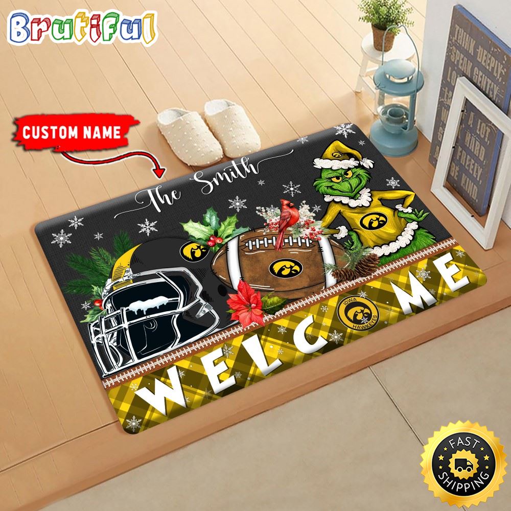 NCAA Iowa Hawkeyes Doormat Grinch Christmas Welcome Custom Name Football Doormat bln1d9.jpg