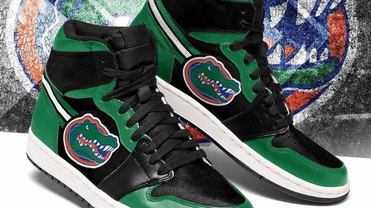 Florida Gators Air Jordan DNA Sneakers Florida Gators Team-Issued Royal/White Jordan Menace Turf  main image 2