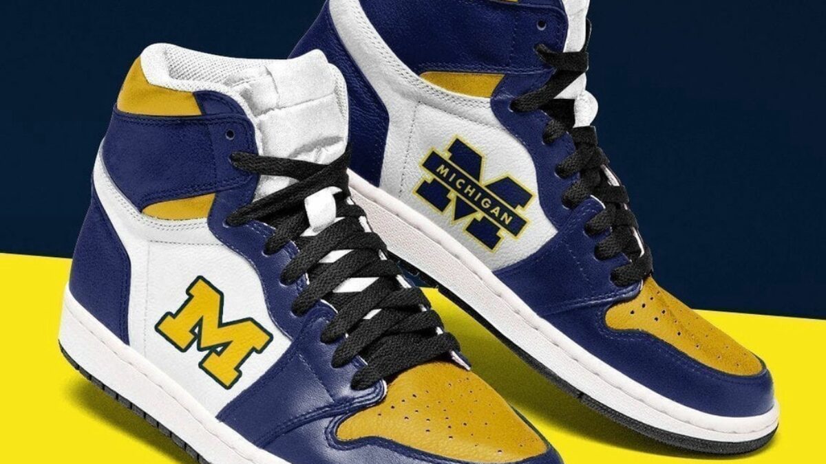 ncaa-michigan-wolverines-navy-