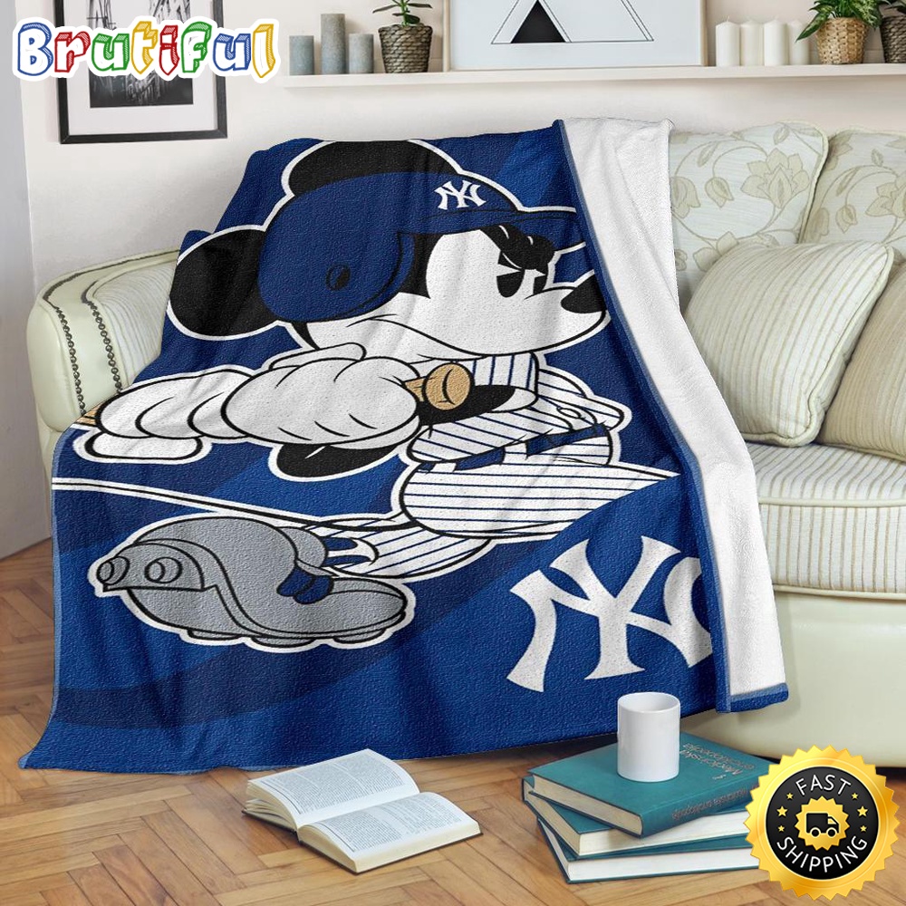 Minnie Mouse Blanket Mickey Plays Yankees Fleece Blanket For Baseball Fan