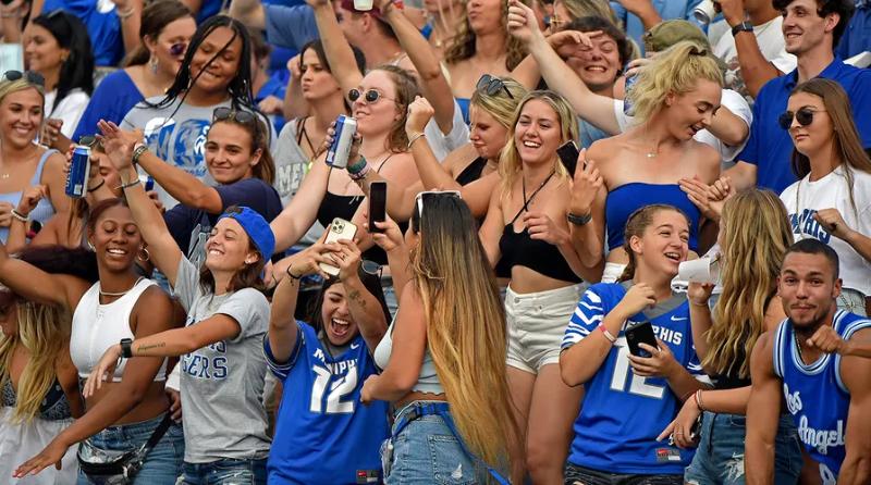 Memphis Tigers fans