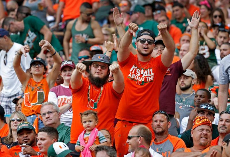 Miami Hurricanes fans