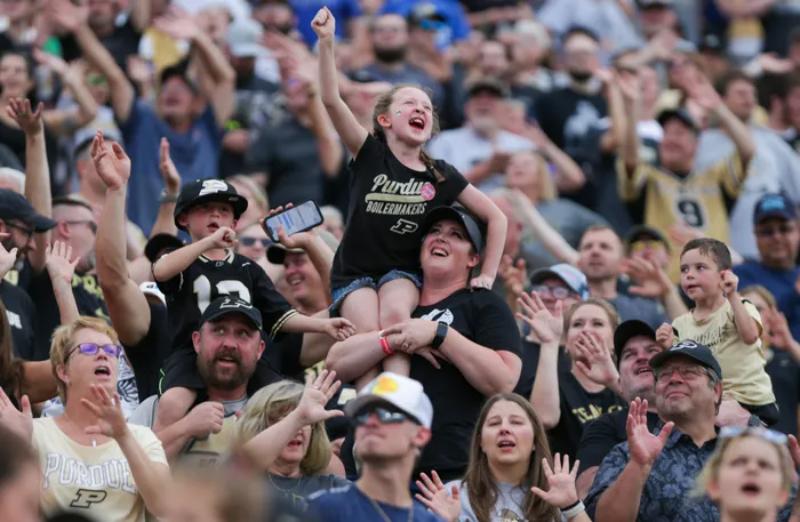 Purdue Boilermakers fans