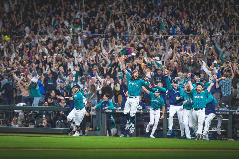 Seattle Mariners fans