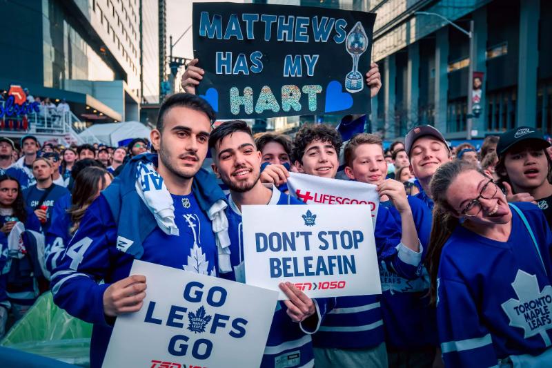 Toronto Maple Leafs Fans