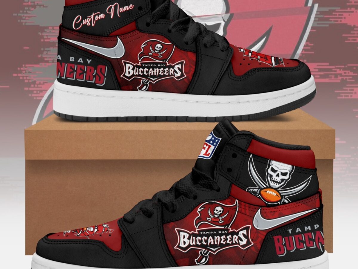 ALMOST NEW WORN ONCE - M 10.5 - AIR JORDAN 1 MID SE CREAMSICLE TAMPA BUCCANEERS Size 10W 8.5-M Jordan 1 Mid SE Newsprint New Never Used  main image 2