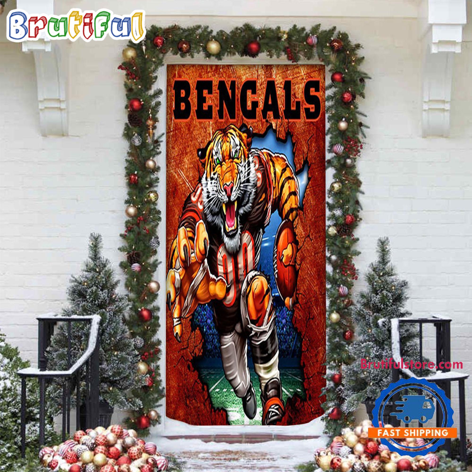 NFL Cincinnati Bengals Football Team Christmas Door Cover, Football Christmas Door Wrap