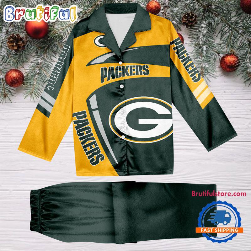 NFL Green Bay Packers Special Football Team Winter Season Satin Pajamas Set