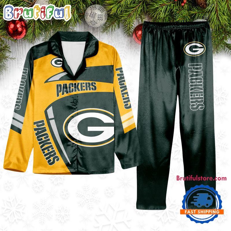 NFL Green Bay Packers Special Football Team Winter Season Satin Pajamas Set