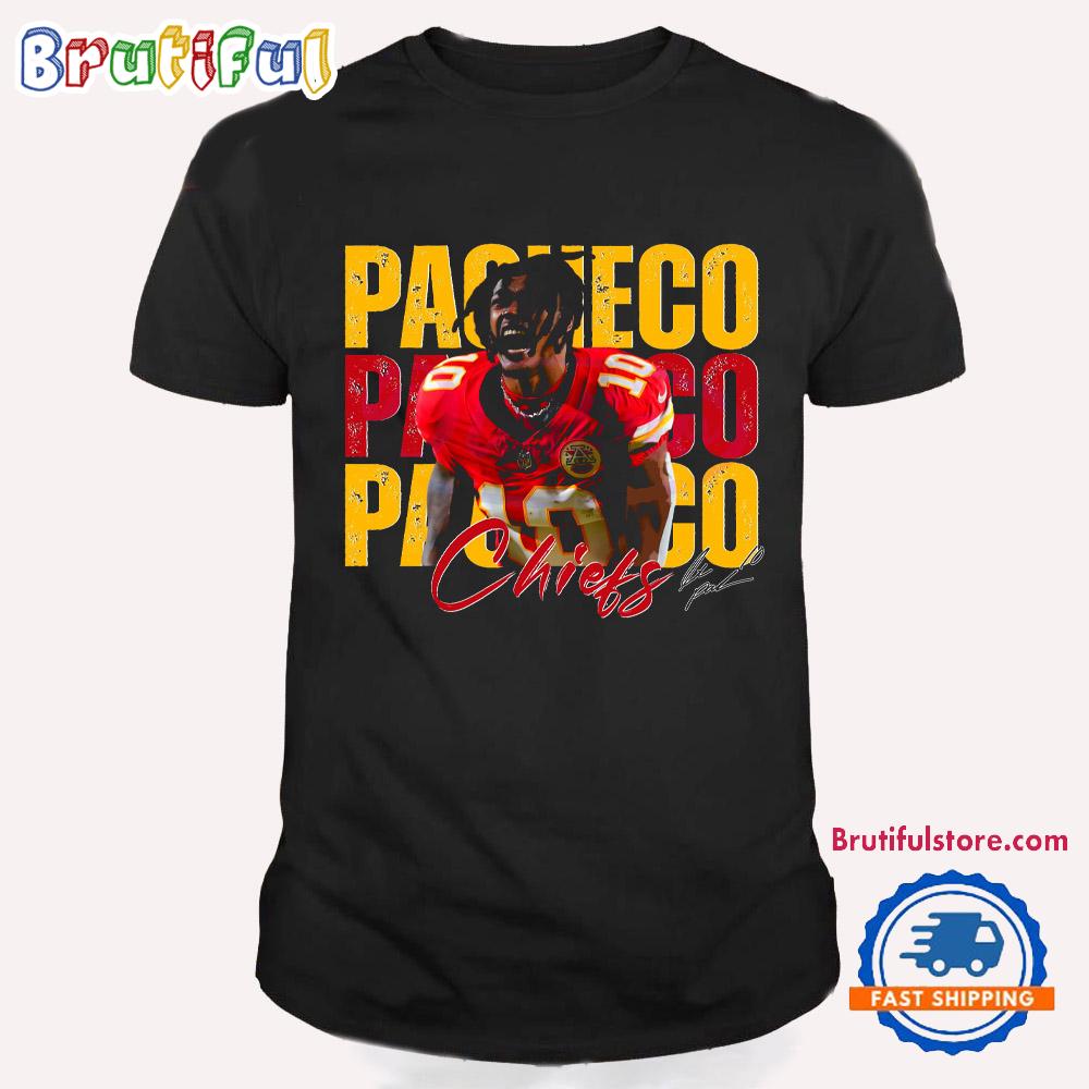 Vintage Isiah Pacheco 10 Kansas City Chiefs Football Players Super Bowl 2025 T Shirt
