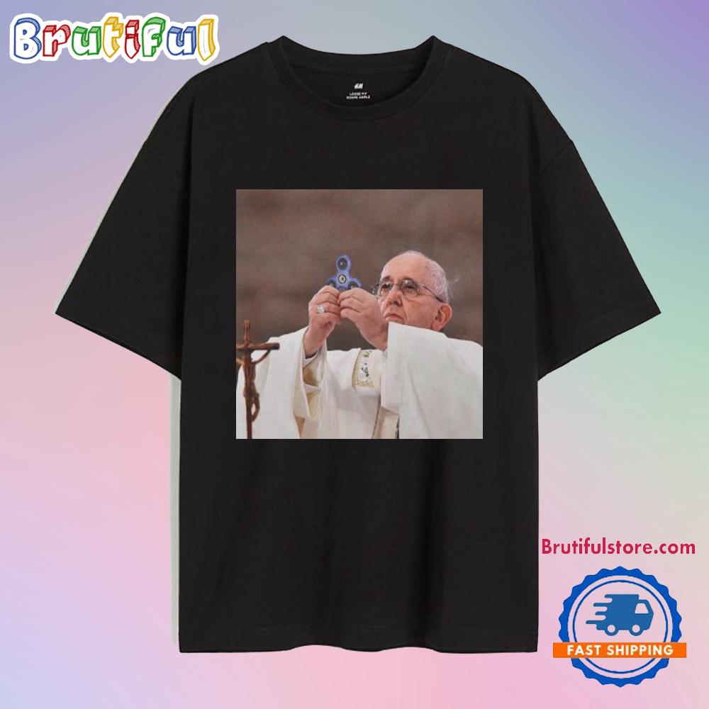 Fidget Spinner Pope Classic T-Shirts