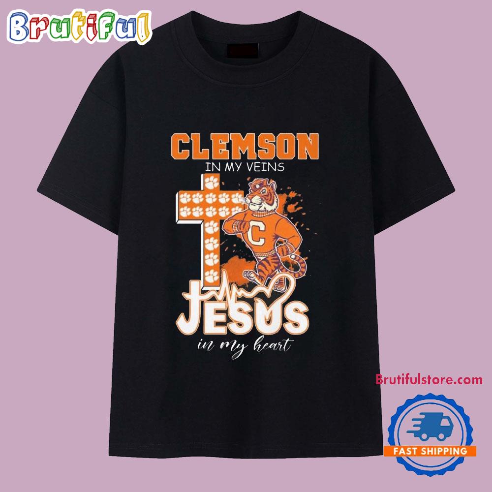 Clemson Tigers Tide In My Veins Jesus In My Heart Mascot 2025 T Shirt
