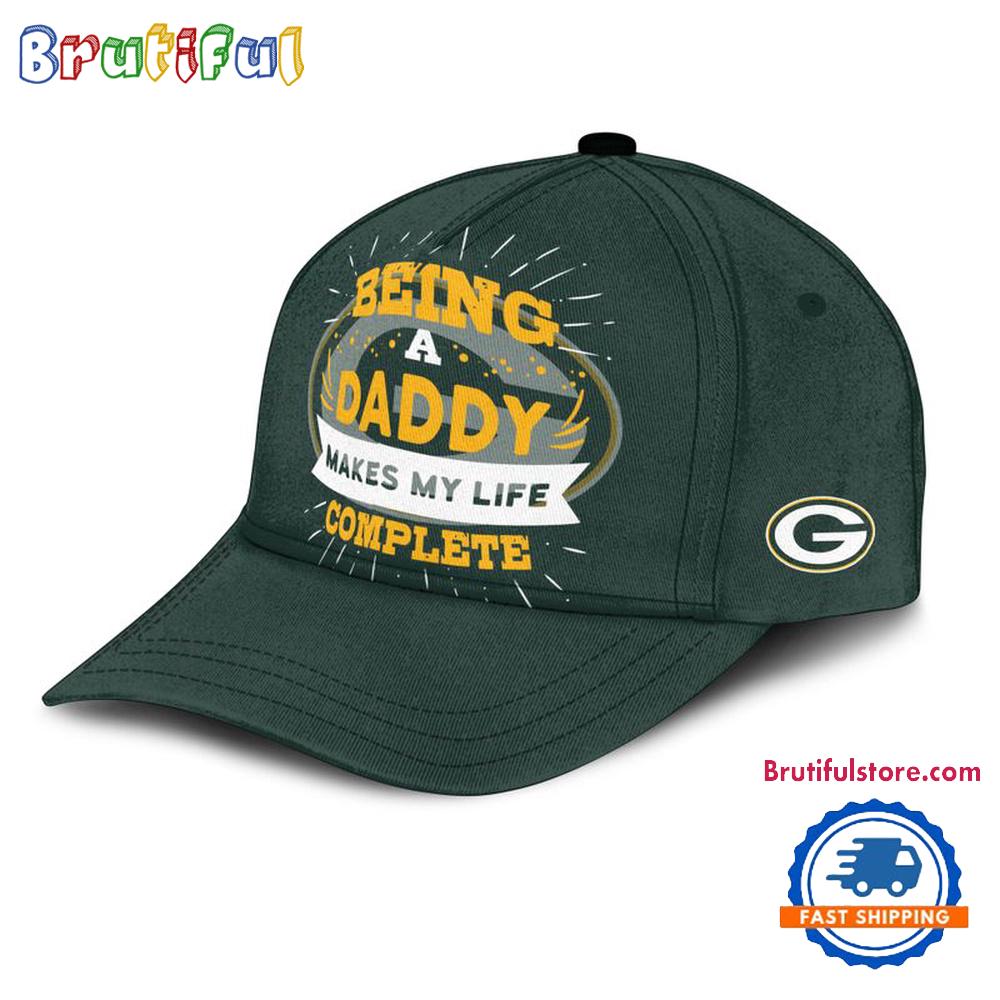 Green Bay Packers Being A Daddy Best Father's Day Gift Classic Cap