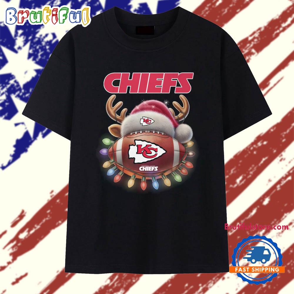 Kansas City Chiefs 2025 Football Santa Hats Christmas Funny T Shirt