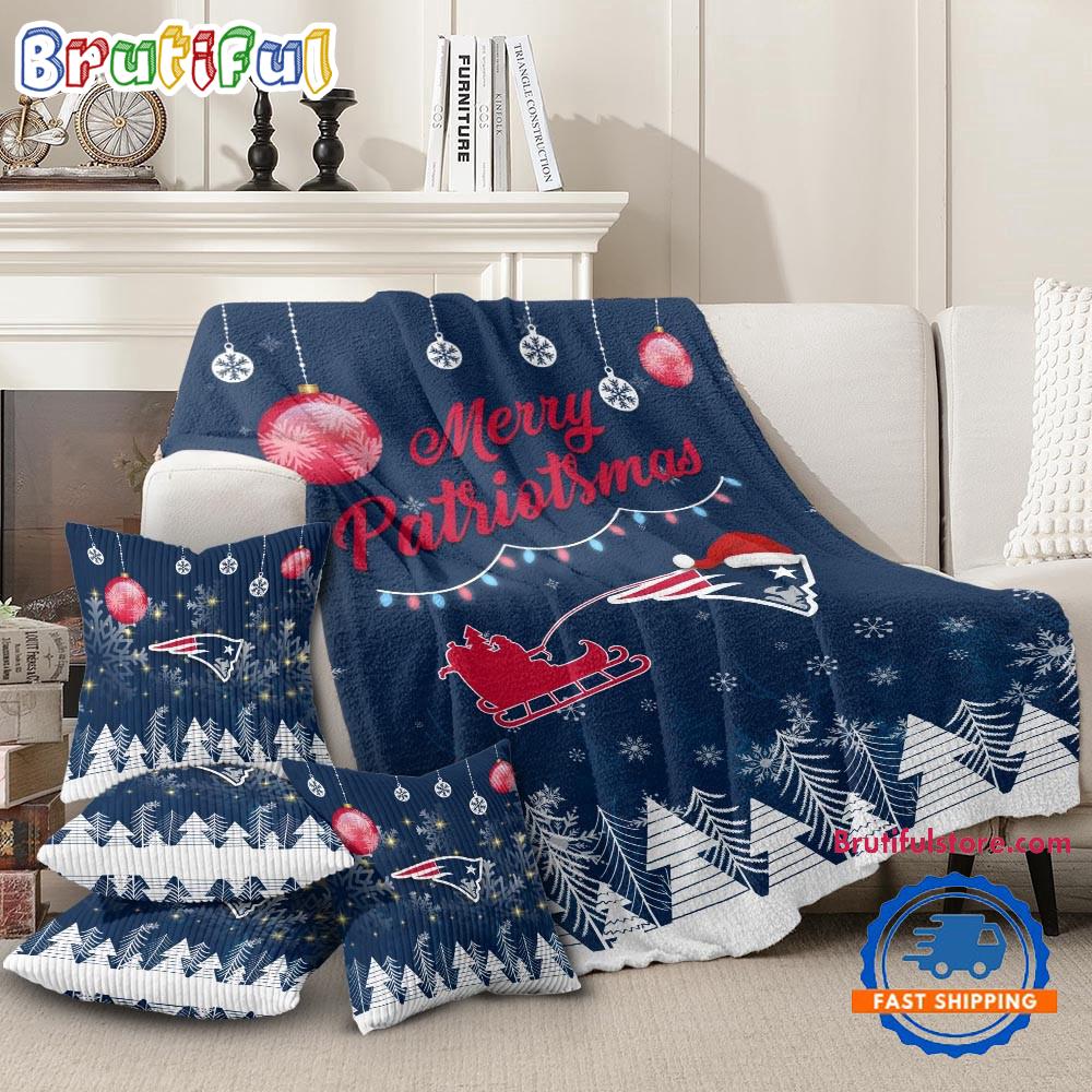 New England Patriots 2025 NFL Christmas Fleece Blanket, Football Limited Edition Blanket