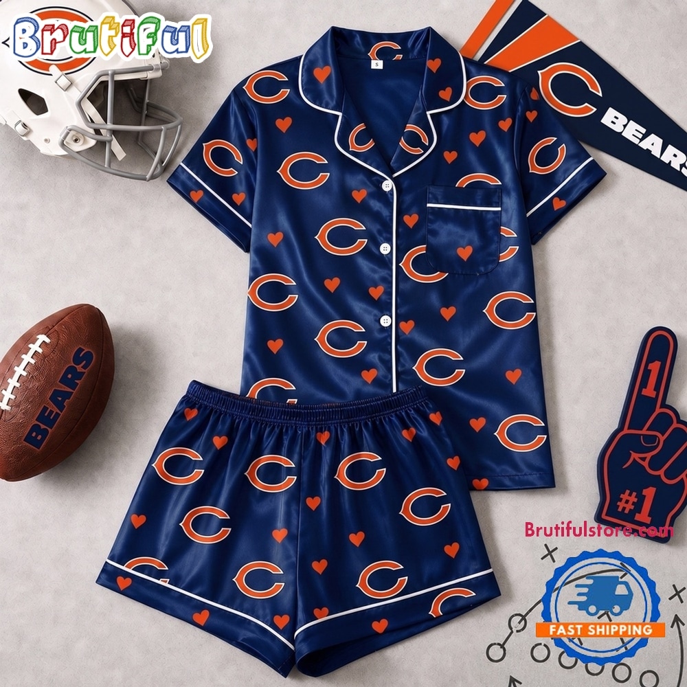 Chicago Bears NFL Logo Team Love Satin Short Sleeve Pajamas Set Chicago Bears NFL Logo Team Love Satin Short Sleeve Pajamas Set