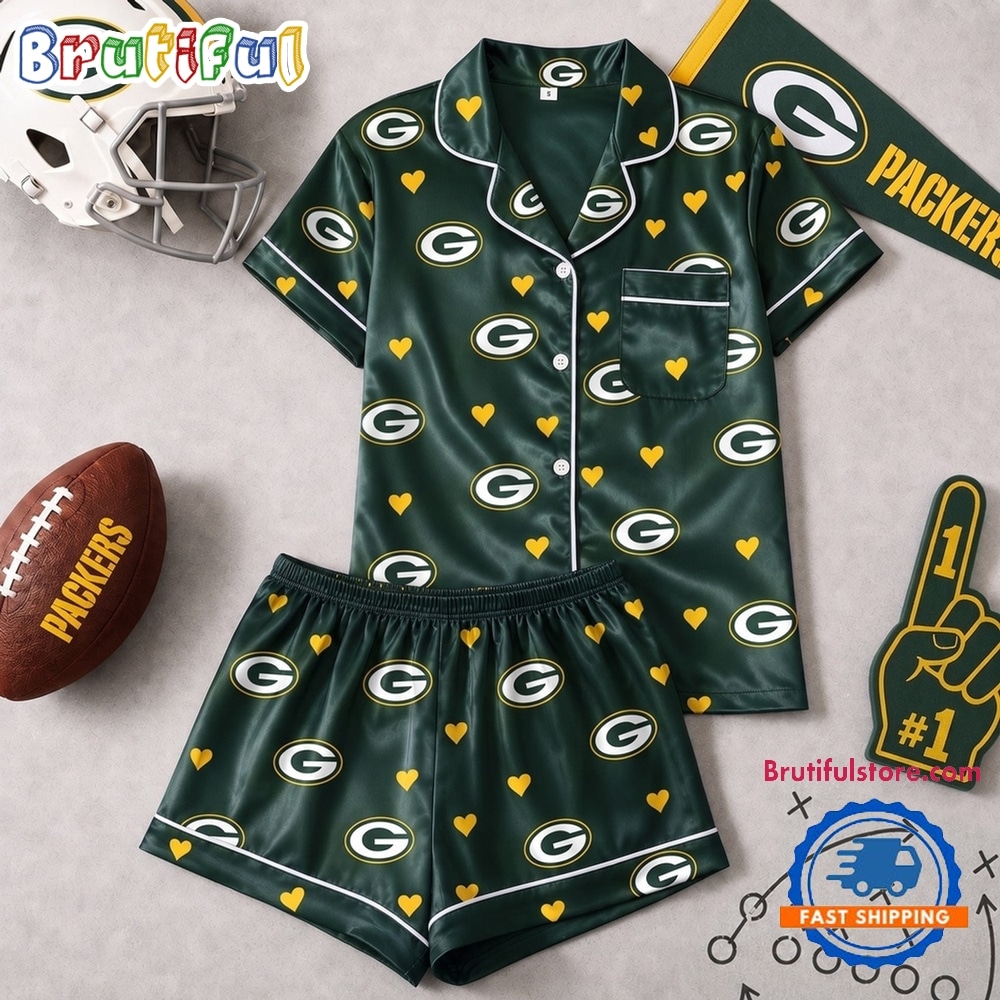 Green Bay Packers NFL Logo Team Love Satin Short Sleeve Pajamas Set Green Bay Packers NFL Logo Team Love Satin Short Sleeve Pajamas Set