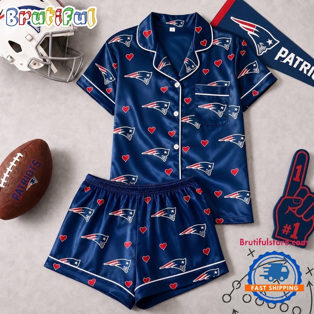 New England Patriots NFL Logo Team Love Satin Short Sleeve Pajamas Set New England Patriots NFL Logo Team Love Satin Short Sleeve Pajamas Set